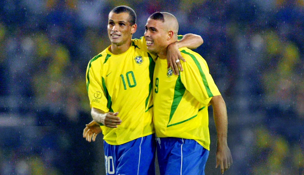 起舆论风暴 起舆论风暴