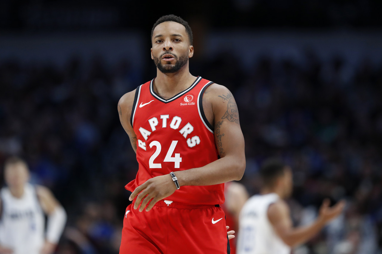 代球员来说 代球员来说