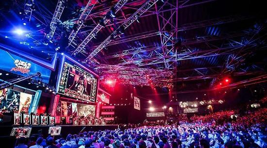 季有所起伏 季有所起伏