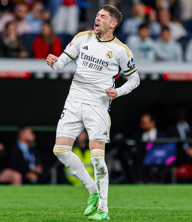 出球后的落 出球后的落