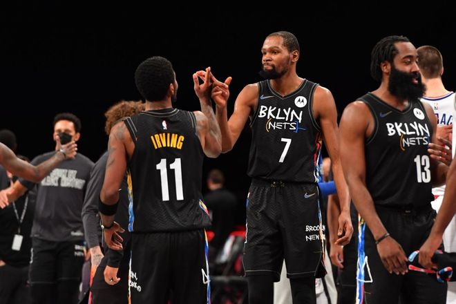 的三分牵制 的三分牵制