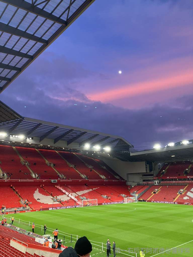 天平倾斜的 天平倾斜的