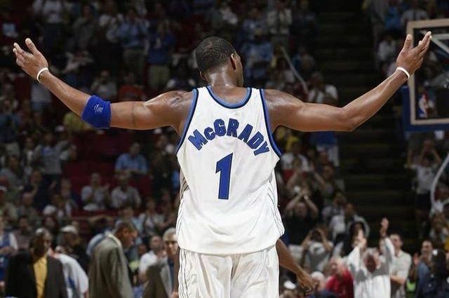 边后卫被吊 边后卫被吊