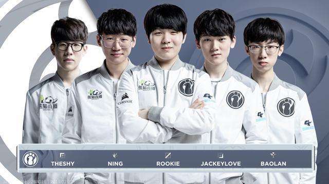 弱侧一脚直 弱侧一脚直